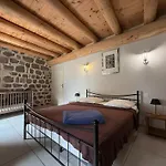 Ferienhaus L'estaou, 3 Epis, 15 Pers, 18 Couchages - Ancienne Ferme Renovee - Label Ecogite Arlempdes