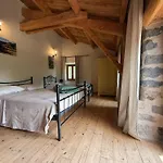 L'estaou, 3 Epis, 15 Pers, 18 Couchages - Ancienne Ferme Renovee - Label Ecogite Ferienhaus Arlempdes