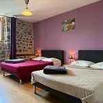 L'estaou, 3 Epis, 15 Pers, 18 Couchages - Ancienne Ferme Renovee - Label Ecogite Arlempdes