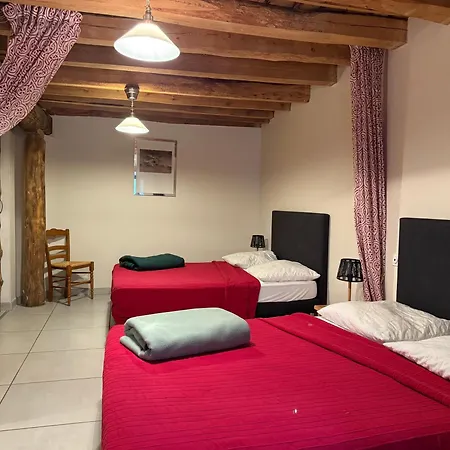L'estaou, 3 Epis, 15 Pers, 18 Couchages - Ancienne Ferme Renovee - Label Ecogite Casa de Férias