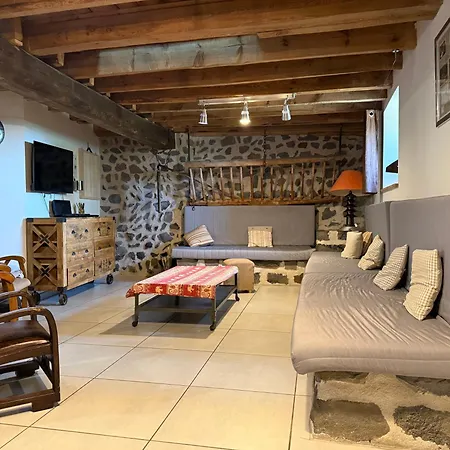 L'estaou, 3 Epis, 15 Pers, 18 Couchages - Ancienne Ferme Renovee - Label Ecogite Holiday home